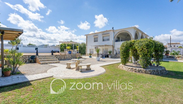 Resale - Villa - Denia - La Xara