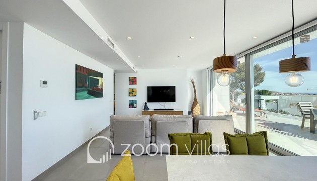 Resale - Villa - Benitachell  - Lirios