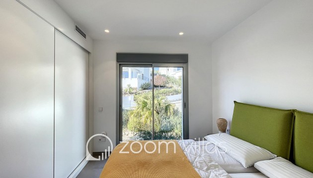 Resale - Villa - Benitachell  - Lirios