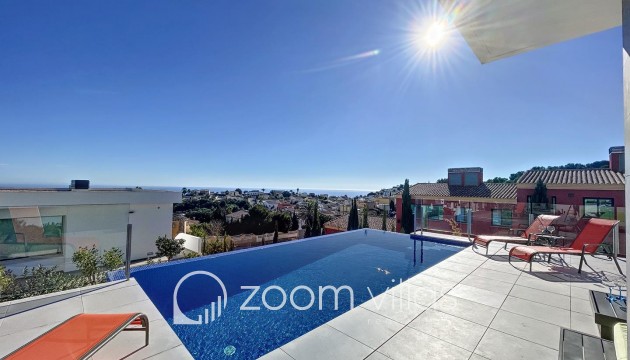 Resale - Villa - Benitachell  - Lirios