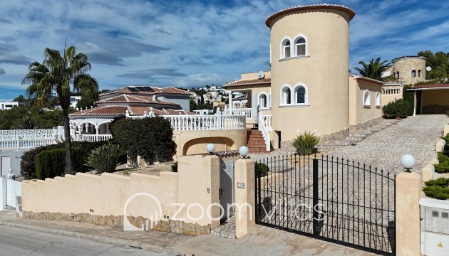 Resale - Villa - Benitachell  - Magnolias
