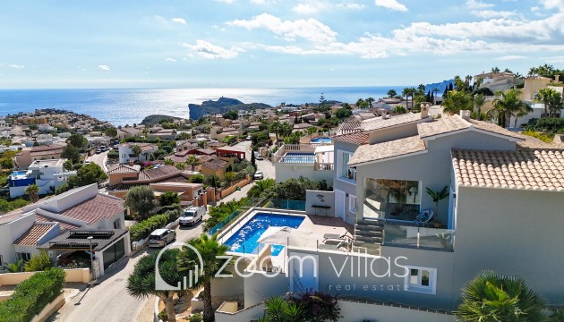 Resale - Villa - Benitachell  - Lirios
