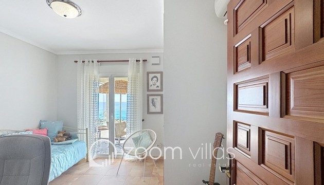 Resale - Villa - Benitachell  - Lirios