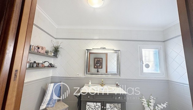 Resale - Villa - Benitachell  - Lirios