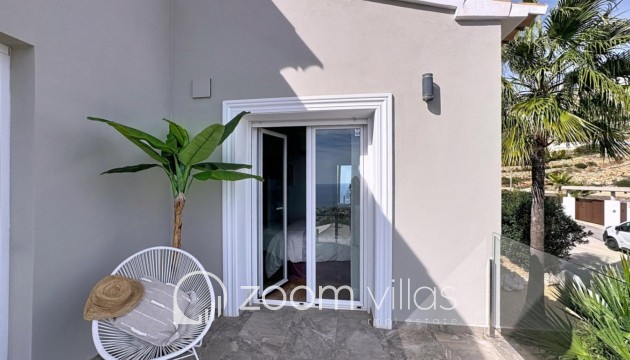Resale - Villa - Benitachell  - Lirios