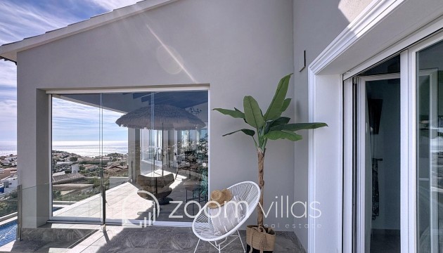 Resale - Villa - Benitachell  - Lirios