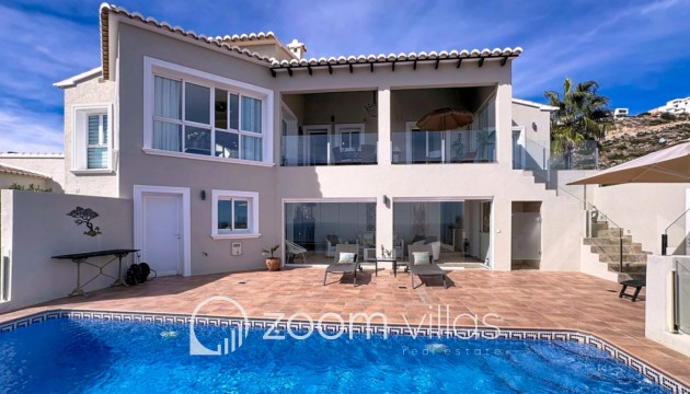 Resale - Villa - Benitachell  - Lirios