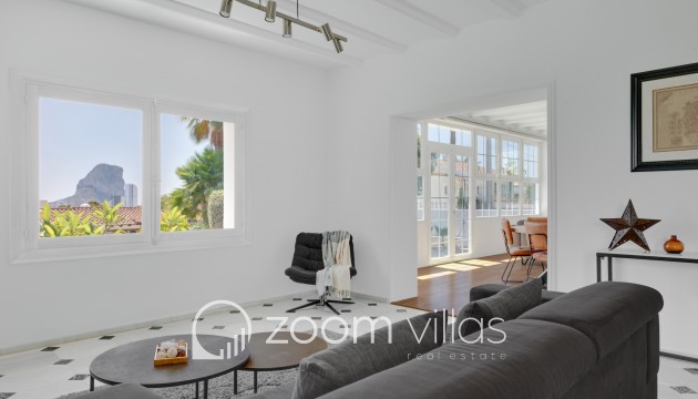 Resale - Villa - Calpe