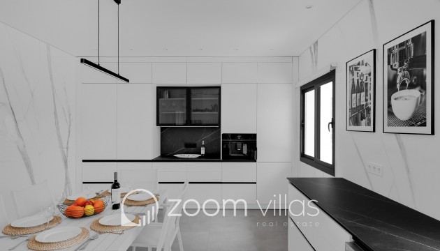 Resale - Villa - Calpe