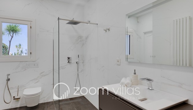 Resale - Villa - Calpe