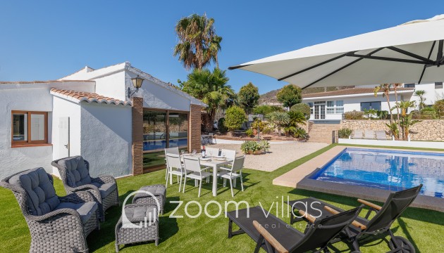 Resale - Villa - Calpe