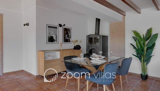 Resale - Villa - Calpe