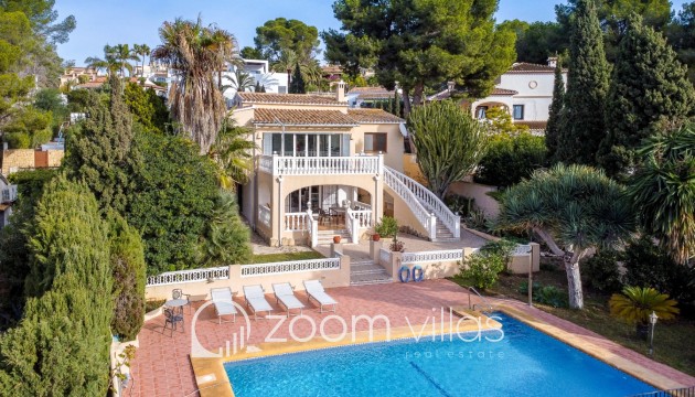 Resale - Villa - Moraira