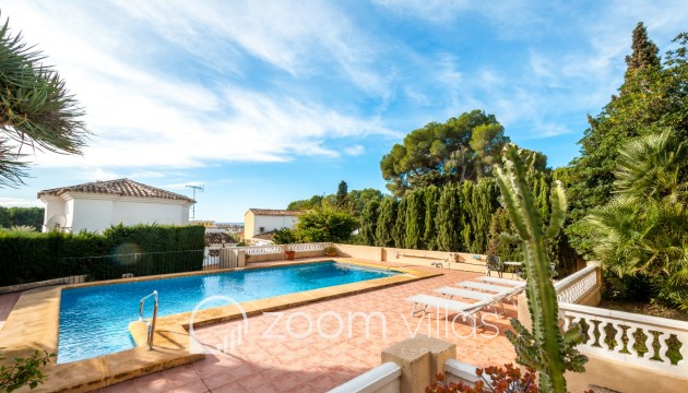 Resale - Villa - Moraira