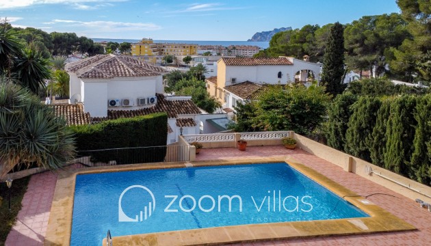 Resale - Villa - Moraira
