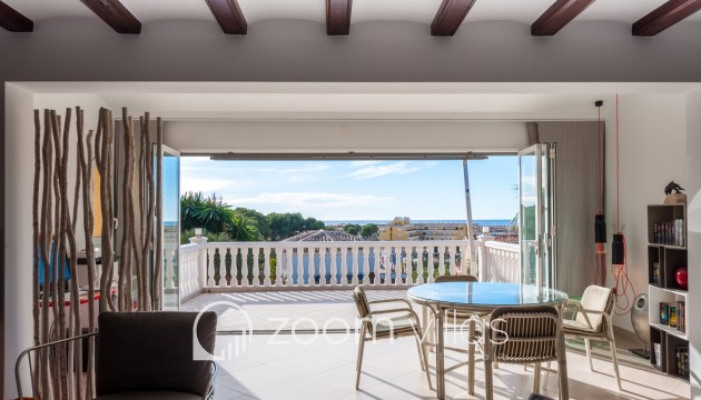 Resale - Villa - Moraira