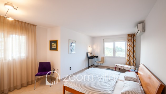 Resale - Villa - Moraira