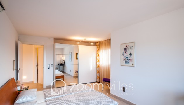 Resale - Villa - Moraira