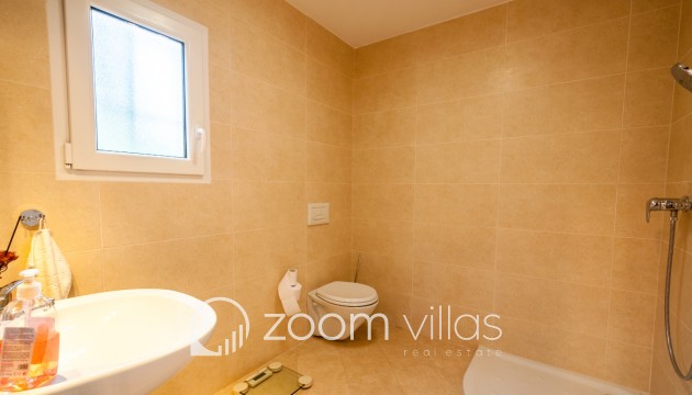 Resale - Villa - Moraira