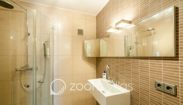 Resale - Villa - Moraira