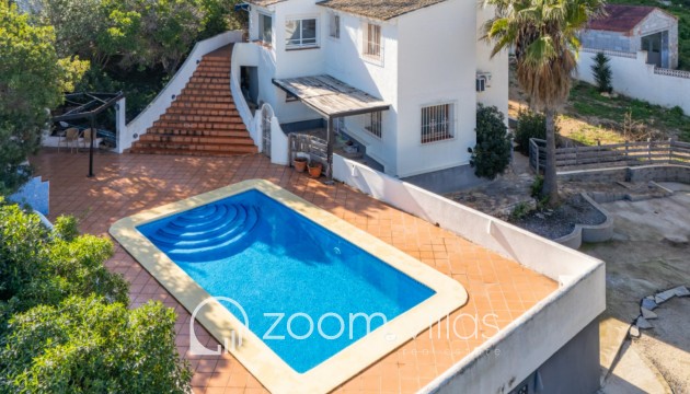 Resale - Villa - Moraira