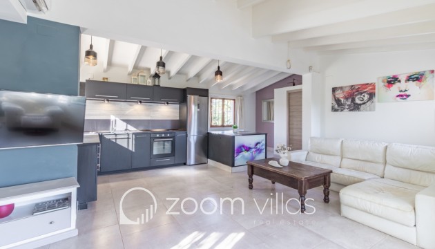 Resale - Villa - Moraira