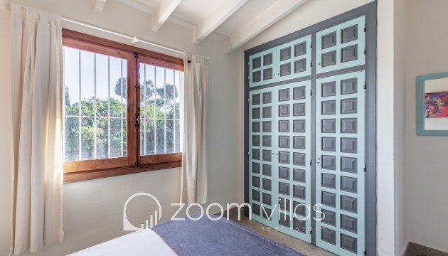 Resale - Villa - Moraira