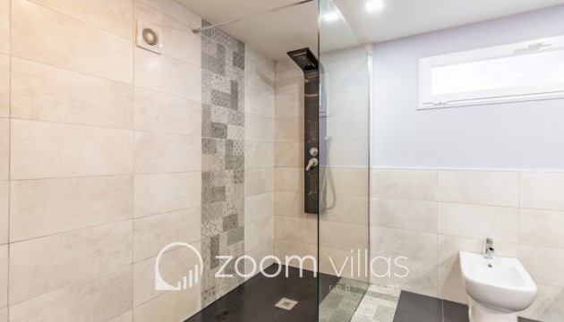 Resale - Villa - Moraira