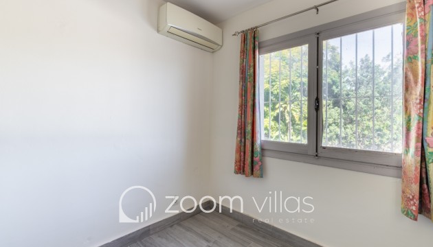 Resale - Villa - Moraira