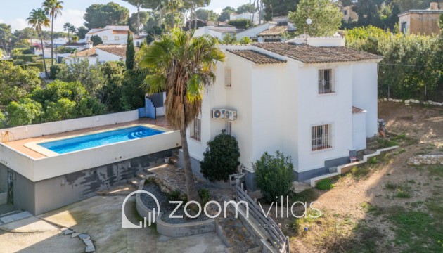 Resale - Villa - Moraira