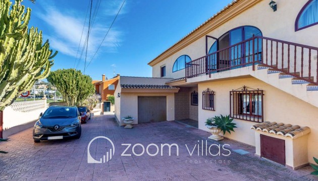 Resale - Villa - Calpe