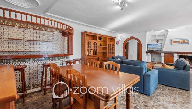 Resale - Villa - Calpe