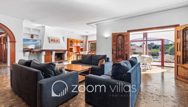 Resale - Villa - Calpe