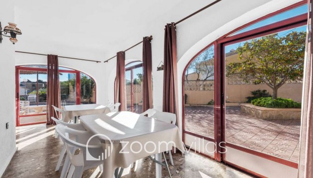 Resale - Villa - Calpe