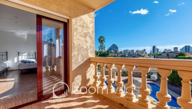 Resale - Villa - Calpe