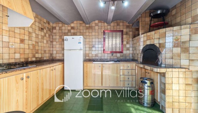 Resale - Villa - Calpe