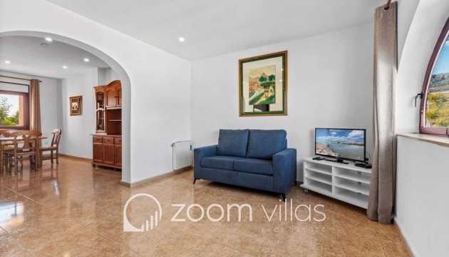Resale - Villa - Calpe