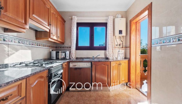 Resale - Villa - Calpe