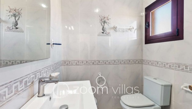 Resale - Villa - Calpe