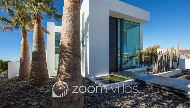 Resale - Villa - Moraira