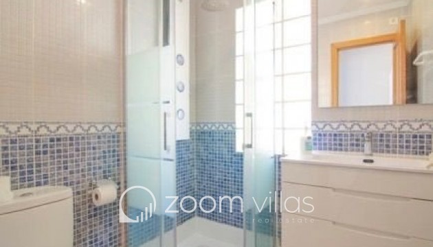 Wiederverkauf - Villa / Doppelhaushälfte - Calpe