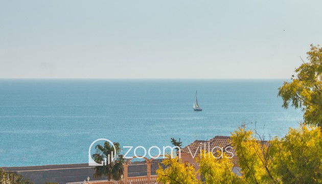 Resale - Villa - Calpe