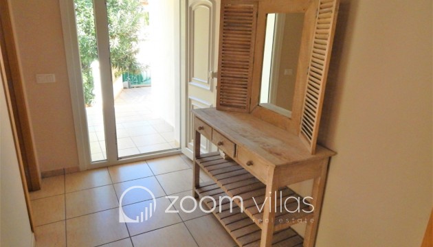 Resale - Villa - Moraira