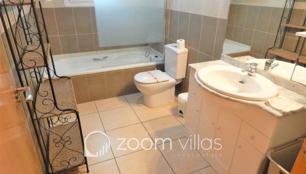 Resale - Villa - Moraira