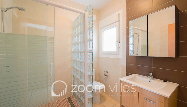 Resale - Villa - Moraira