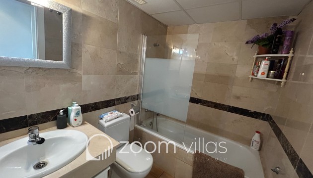 Resale - Apartment - Altea