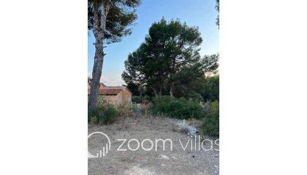 Wiederverkauf - Grundstück - Benissa