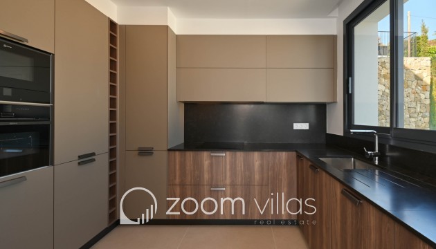 Resale - Villa - Calpe