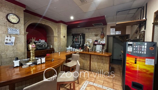 Wiederverkauf - Gewerbe Immobilie - Calpe