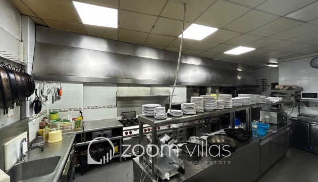 Wiederverkauf - Gewerbe Immobilie - Calpe